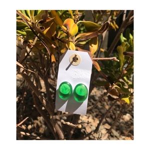 Stud Lucite earrings